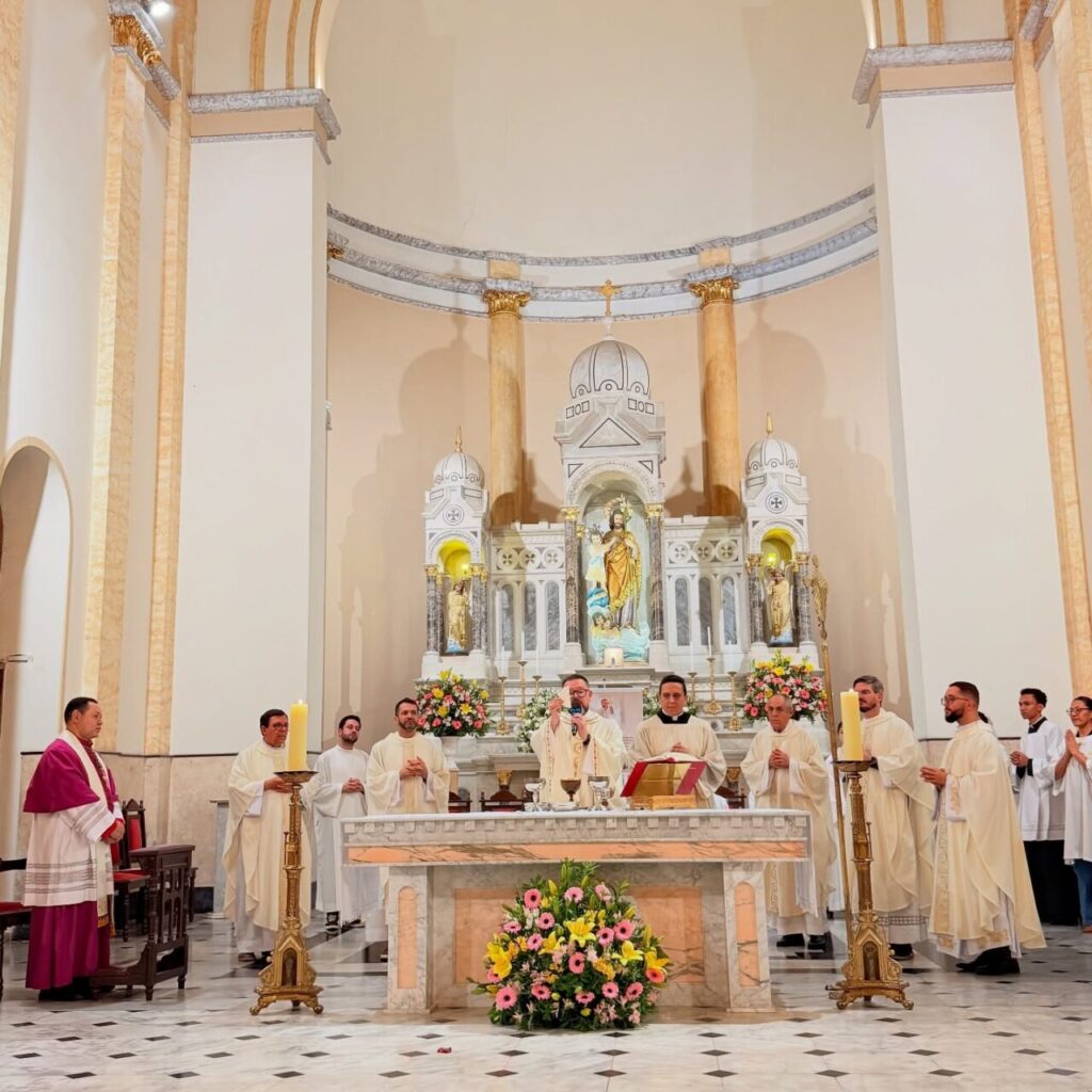 Padre Marcelo Maróstica comemora 30 anos de sacerdócio com missa em ação de graças - Jornal O São Paulo