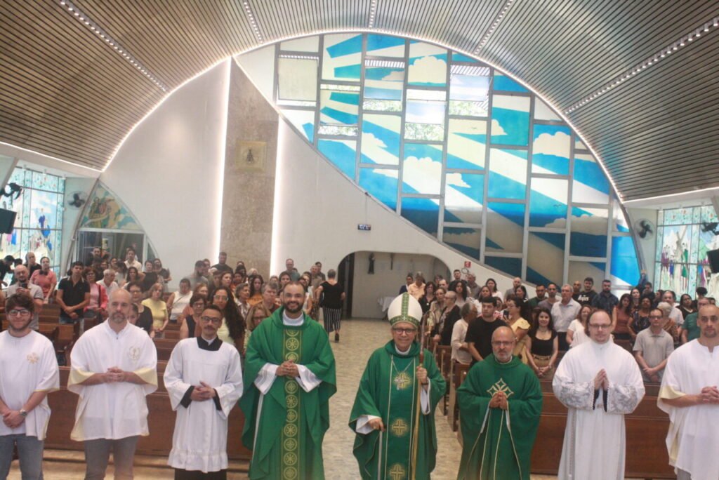 Dom Edilson preside missas em jubileu de paróquias da Região Lapa - Jornal O São Paulo
