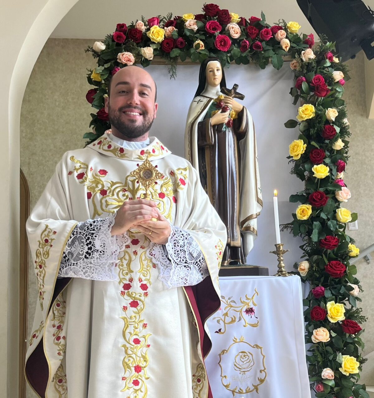 Padre Vinícius Soares: temos de aprender com Santa Teresinha a viver ‘pequena via’ - Jornal O São Paulo