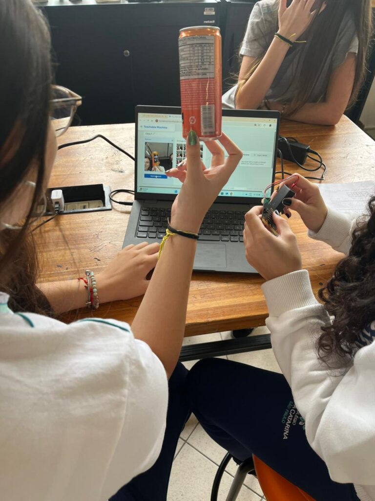 Inteligência Artificial na Educação brasileira: revolução ou desafio ético nas salas de aula? - Jornal O São Paulo