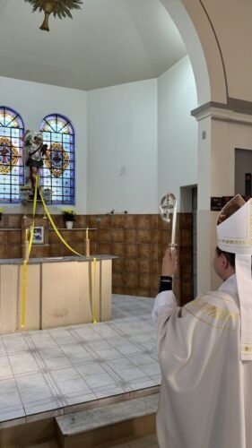 Na festa do padroeiro da Paróquia São Miguel Arcanjo, fiéis se despedem do antigo templo - Jornal O São Paulo