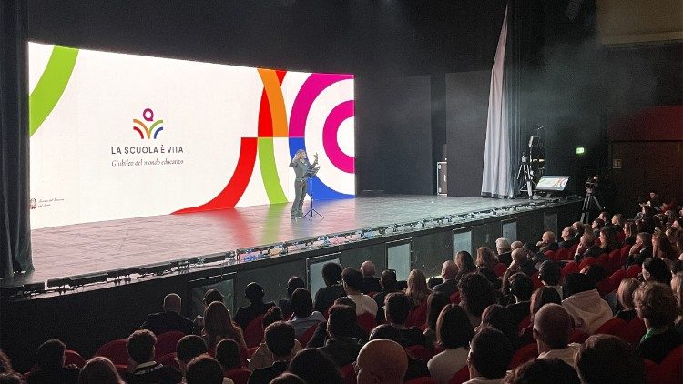 Jubileu do Mundo Educativo para mais de 7 mil estudantes: “a escola é vida” - Jornal O São Paulo