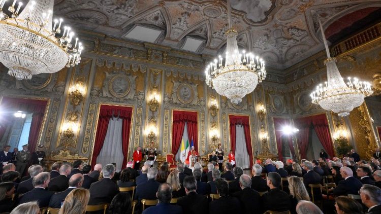 Em visita ao presidente da Itália, Papa exorta a família humana à convivência pacífica - Jornal O São Paulo