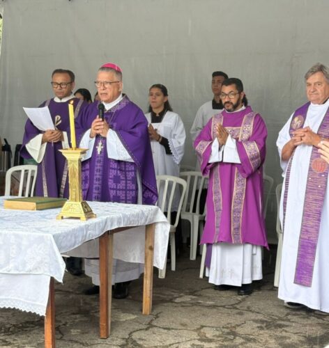Brasilândia: em missas em cemitérios, católicos anunciam a esperança na vida eterna - Jornal O São Paulo