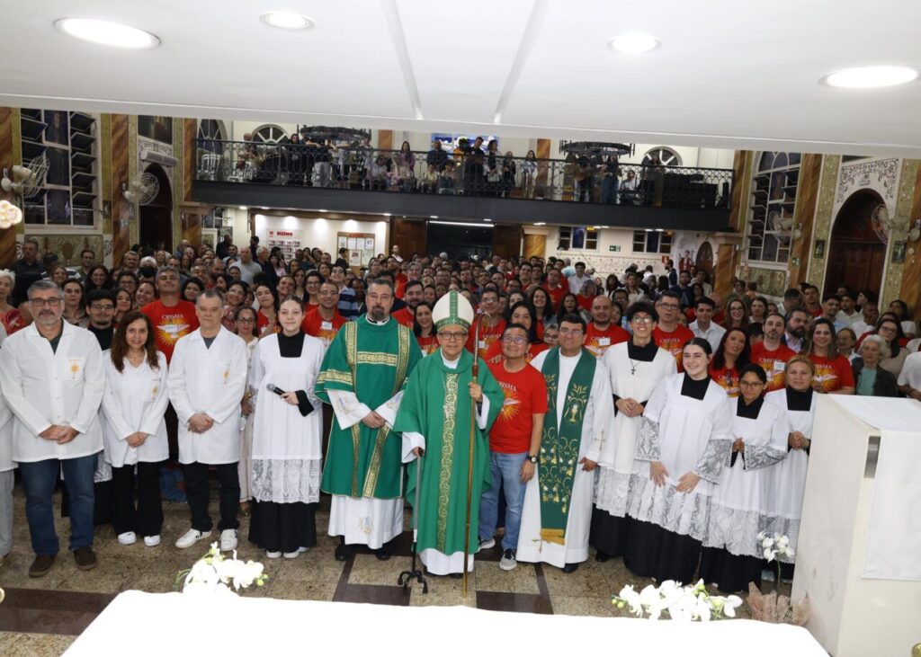 Na Lapa, Dom Edilson preside Crismas, missa do Apostolado da Oração e participa do Dia Mundial dos Pobres - Jornal O São Paulo