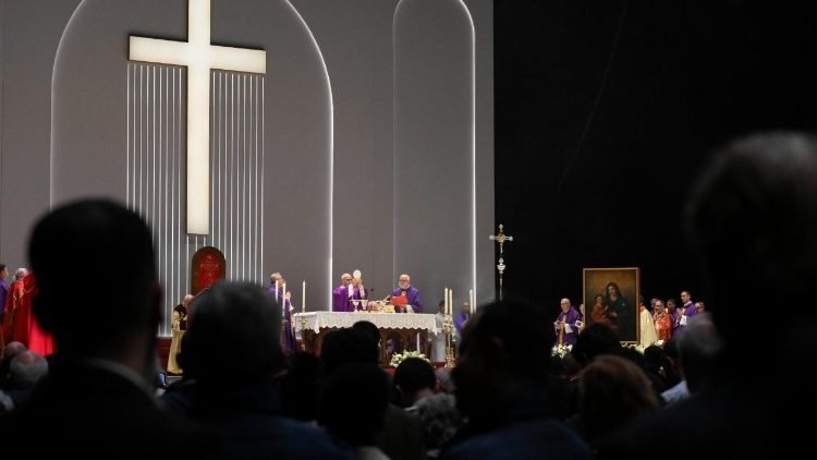 Em missa, Papa exorta os cristãos à união para serem sinal ‘do amor universal e infinito do Senhor’ - Jornal O São Paulo