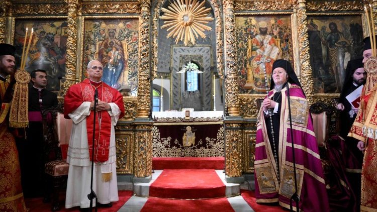 Doxologia: Papa Leão XIV e Patriarca Bartolomeu I rezam pela unidade cristã - Jornal O São Paulo