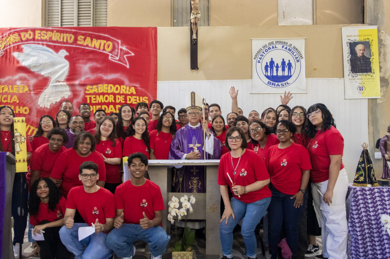 IAM, festas de Nossa das Graças e Crismas mobilizam paróquias na Brasilândia - Jornal O São Paulo