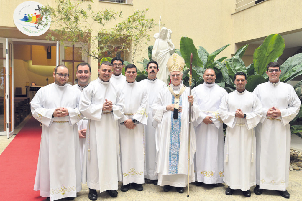 9 seminaristas são admitidos por Dom Odilo como candidatos às ordens sacras - Jornal O São Paulo