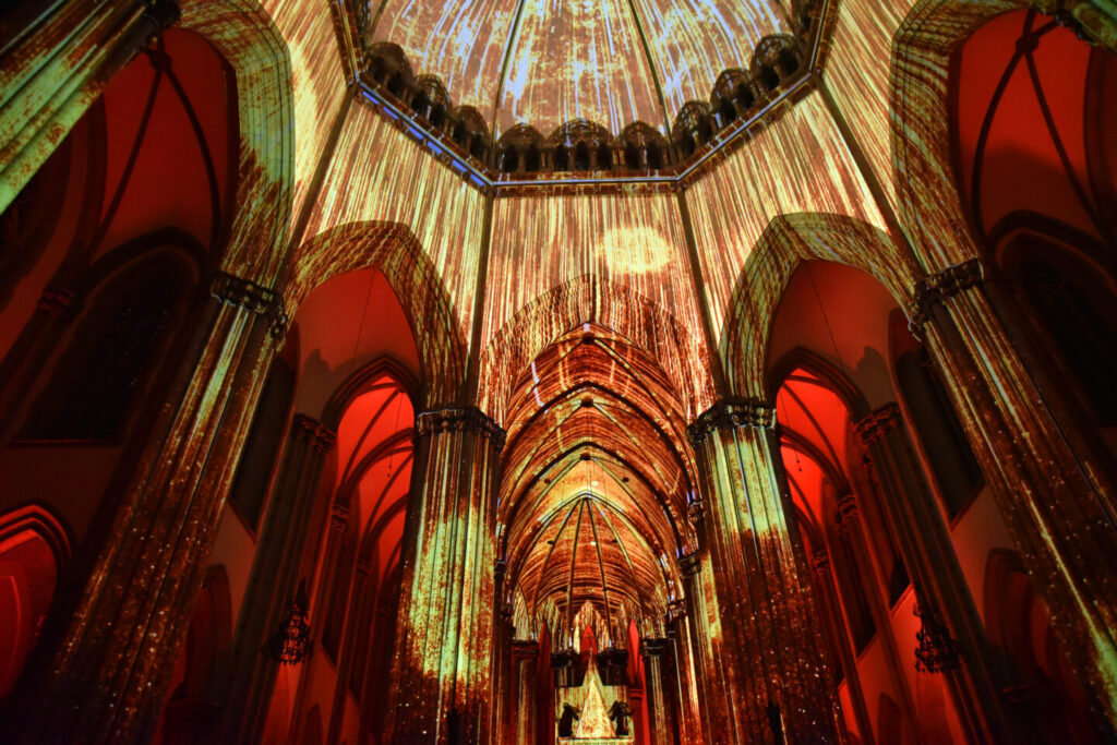 Luminiscence convida o público a percorrer a história da Catedral da Sé e da cidade - Jornal O São Paulo