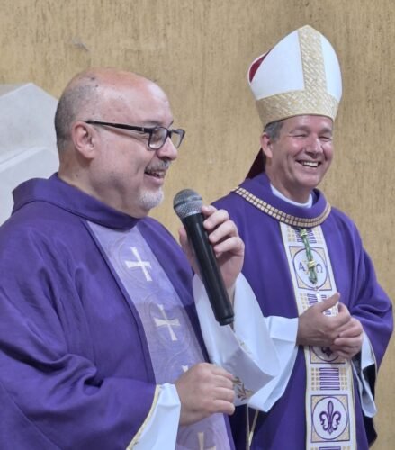 Dom Celso celebra missa nos 90 anos da Igreja São José de Vila Zelina