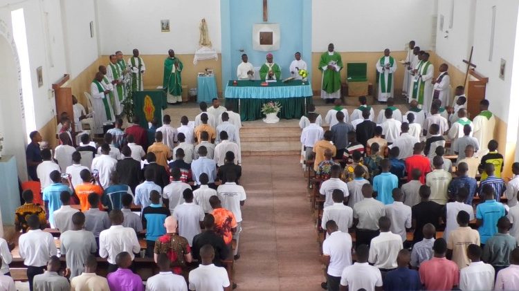 Abertura do ano no Seminário Propedêutico de Nampula decorre em contexto de insegurança - Jornal O São Paulo