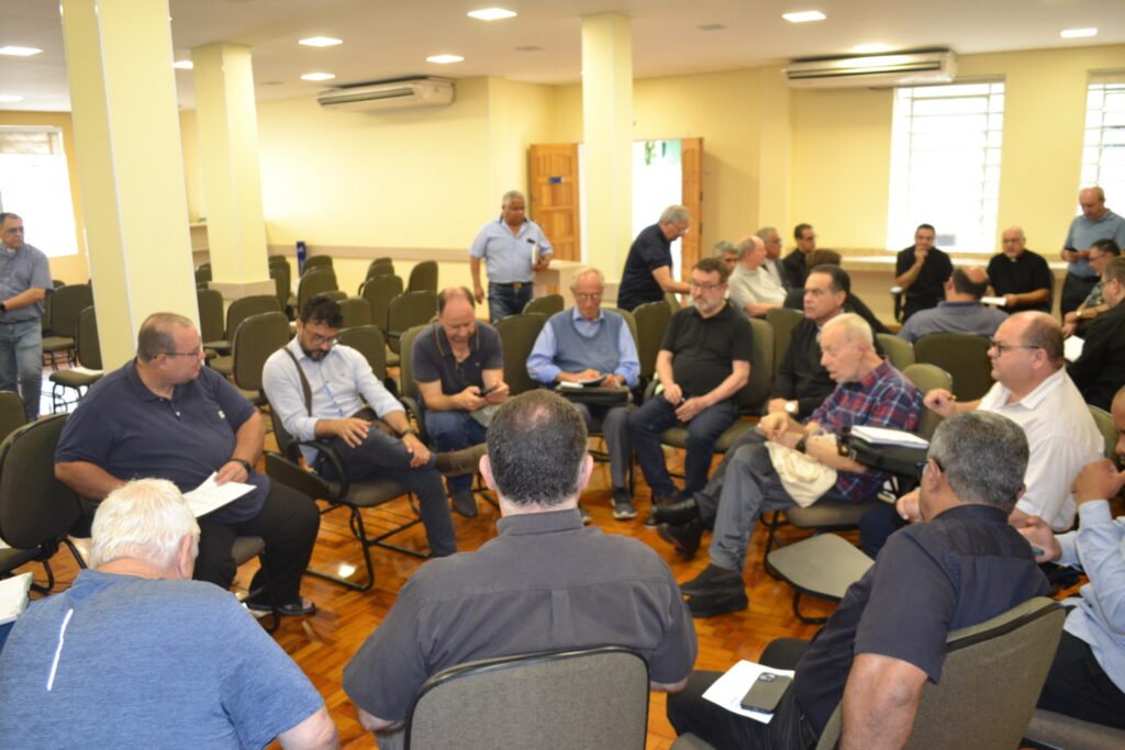 Clero atuante na Região Ipiranga acolhe Dom Celso Alexandre - Jornal O São Paulo