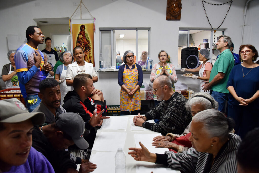Na Casa Padre Vitor Bertoli, a solidariedade encontra morada - Jornal O São Paulo