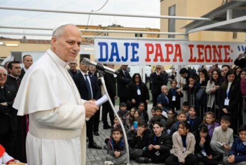 Papa pede ‘amor incondicional’ em meio às dificuldades