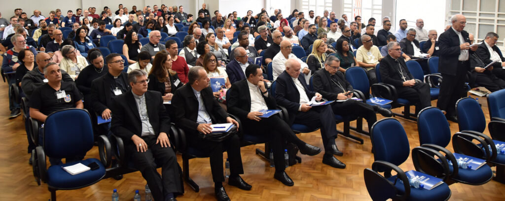 Sub-Região São Paulo aprofunda a sinodalidade e debate a CF 2026 em encontro pastoral ampliado
