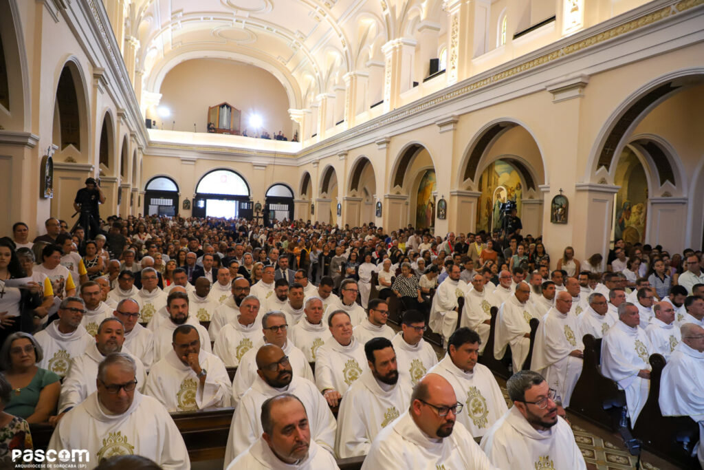 Dom José Roberto Fortes Palau toma posse como Arcebispo de Sorocaba - Jornal O São Paulo