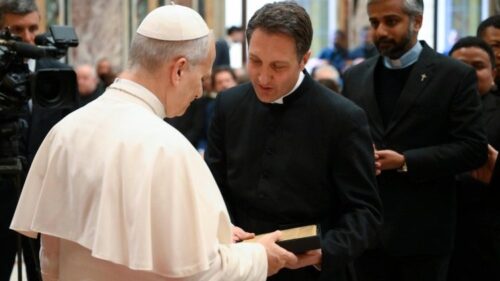 Papa: os cristãos responsáveis pelos conflitos armados fazem um exame de consciência?