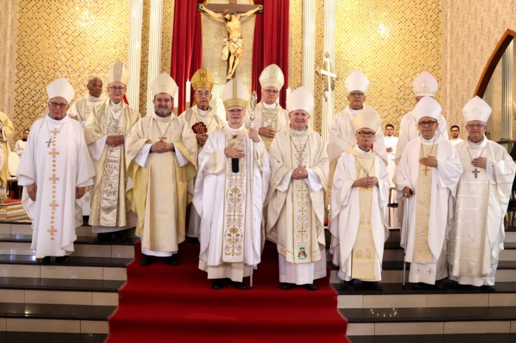Dom Manuel Parrado e Dom Pedro Luiz Stringhini celebram 25 anos de episcopado - Jornal O São Paulo