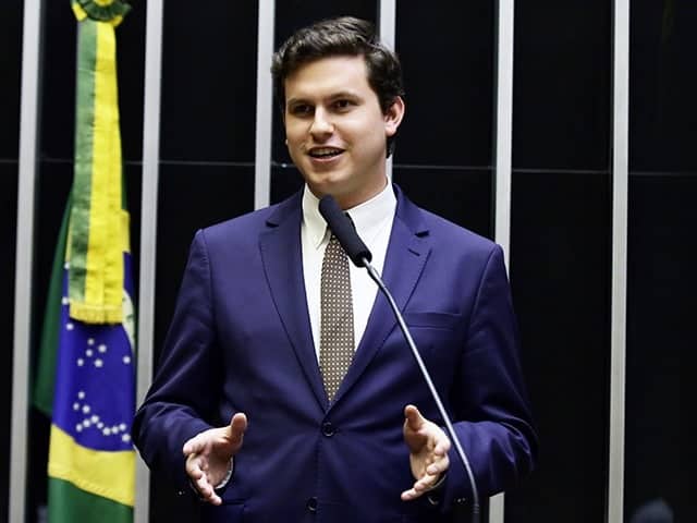 Como evitar as fake news sem colocar em risco a liberdade de expressão? - Jornal O São Paulo