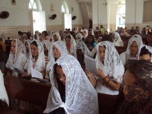 A mulher nao pode ir a