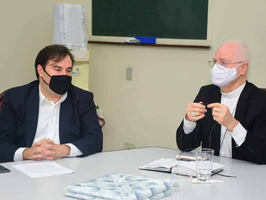 Em reunião com bispos, Rodrigo Maia apoia repasses do Fundeb a escolas comunitárias, filantrópicas e confessionais - Jornal O São Paulo