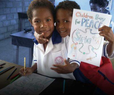 ACN promove campanha mundial: “Um Milhão de Crianças Rezam o Terço pela Paz” - Jornal O São Paulo