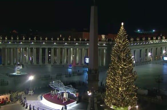 Árvore de Natal e presépio do Vaticano são abertos à visitação - Jornal O São Paulo