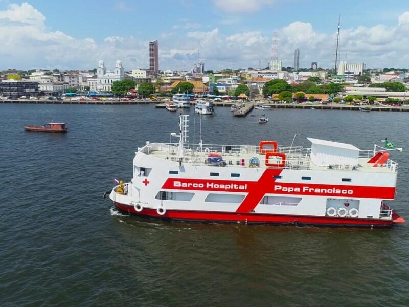 Barcos Hospitais contribuem para o combate à pandemia na região Amazônica - Jornal O São Paulo