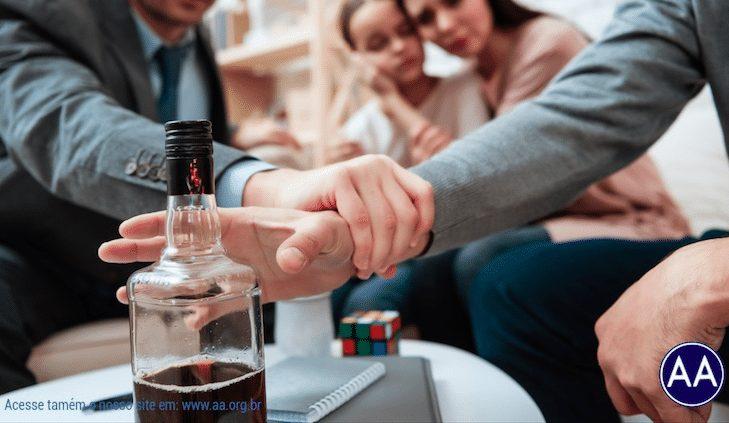 Eles superaram o alcoolismo e testemunham a força da fé - Jornal O São Paulo