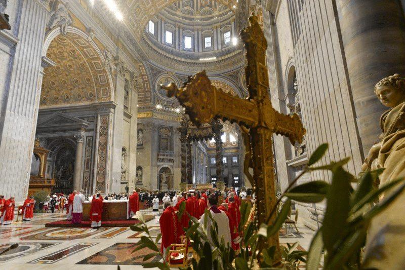 Papa Francisco: ‘Nesta Semana Santa, ergamos o olhar para a cruz’ - Jornal O São Paulo