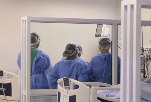Associação de hospitais privados afirma que falta de ‘kit intubação’ está menos crítica - Jornal O São Paulo