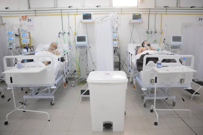 Brasil tem 4o dia seguido de queda na média móvel de mortos por COVID-19 - Jornal O São Paulo