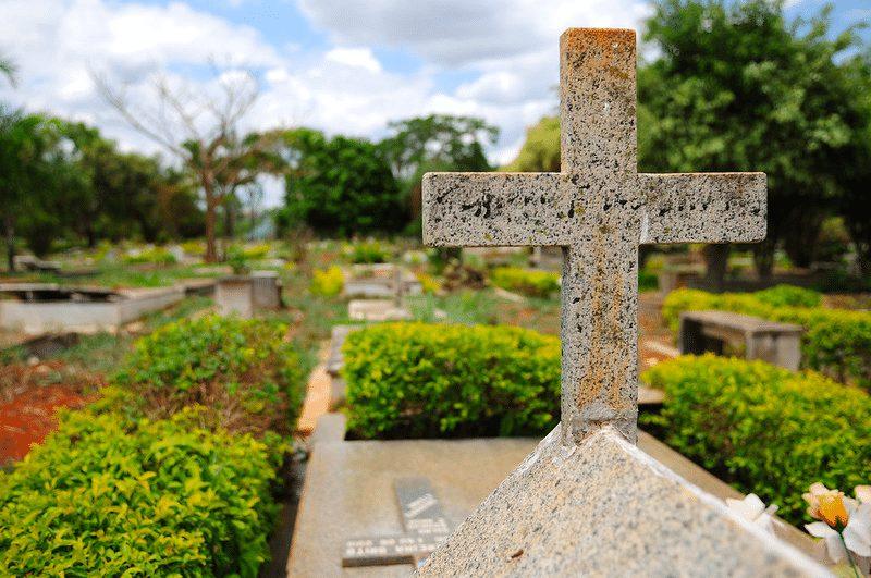 Brasil chega a 375 mil vidas perdidas pela COVID-19 - Jornal O São Paulo