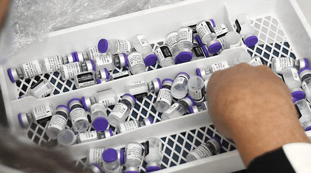 Brasil deve receber 3,9 milhões de doses de vacinas contra a COVI-19 até domingo - Jornal O São Paulo