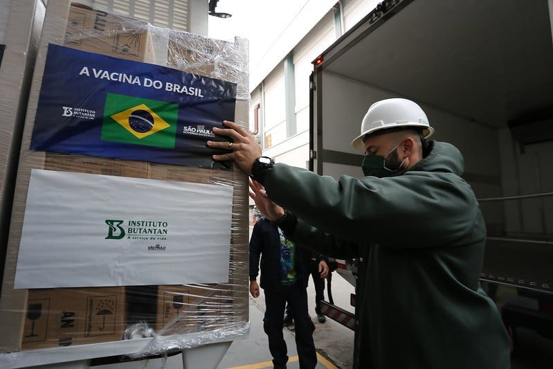 Vacinação contra COVID-19: Butantan entrega 800 mil doses da Coronavac - Jornal O São Paulo