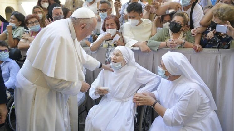 Papa: Para Deus, nada é casual. A graça divina transforma a nossa vida - Jornal O São Paulo