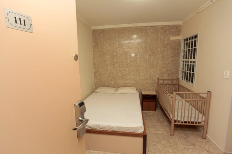 Hotel no centro da cidade passa a ser unidade de acolhimento para famílias em situação de rua - Jornal O São Paulo