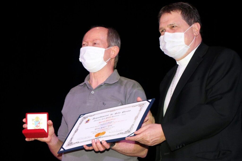 Medalha São Paulo Apóstolo: reconhecimento das obras que manifestam a glória de Deus na cidade