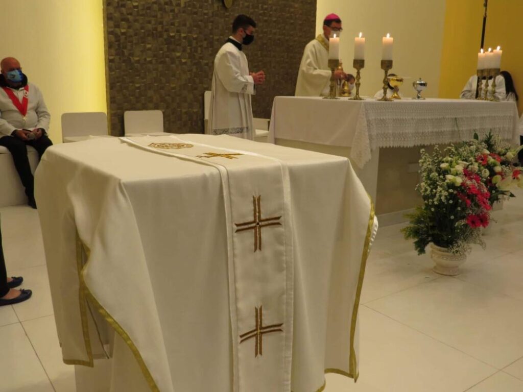 Dom Luiz Carlos Dias preside a missa de 7º dia do Diácono Domingues - Jornal O São Paulo
