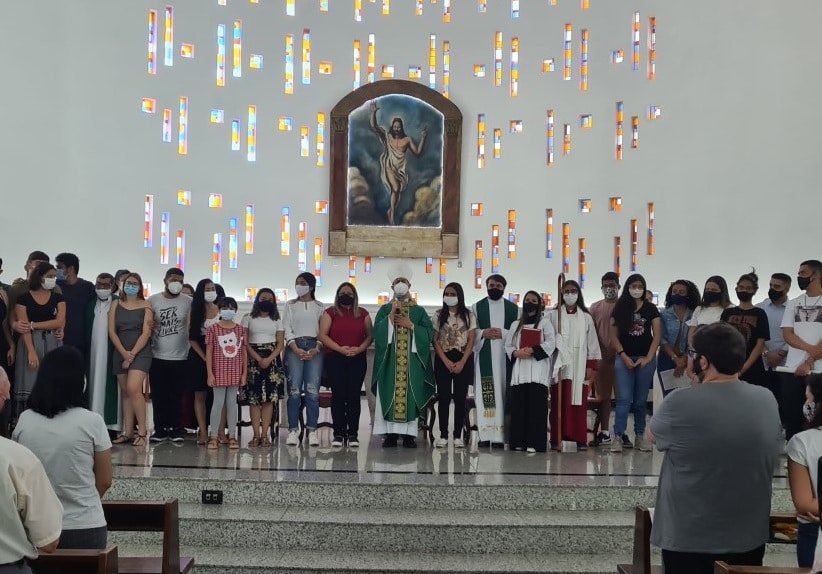 Jovens participam de missas com Dom José Benedito Cardoso - Jornal O São Paulo