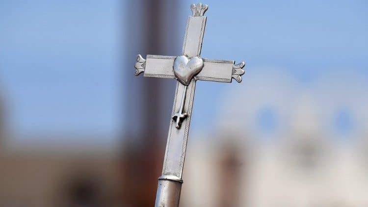 Papa: ‘A Cruz é atual, ensina a humildade do coração’ - Jornal O São Paulo