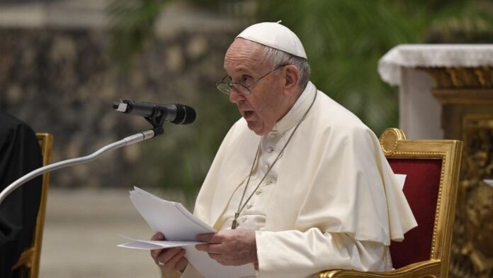 O Papa: a partilha abre caminhos de liberdade, renascimento e dignidade - Jornal O São Paulo