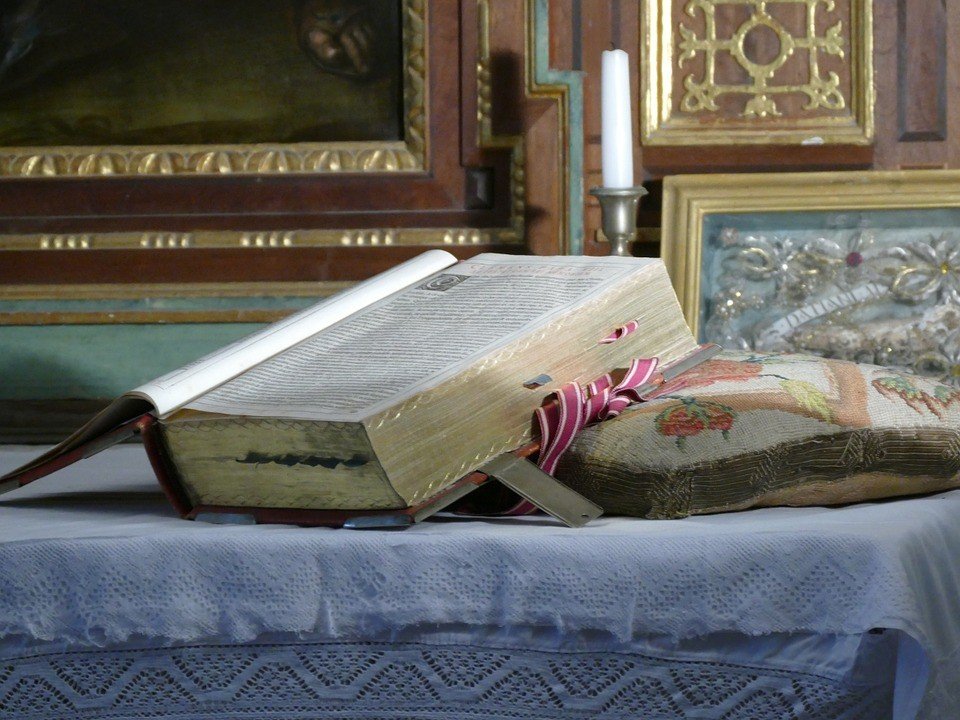 Nova tradução francesa do Missal Romano será adotada a partir de novembro - Jornal O São Paulo