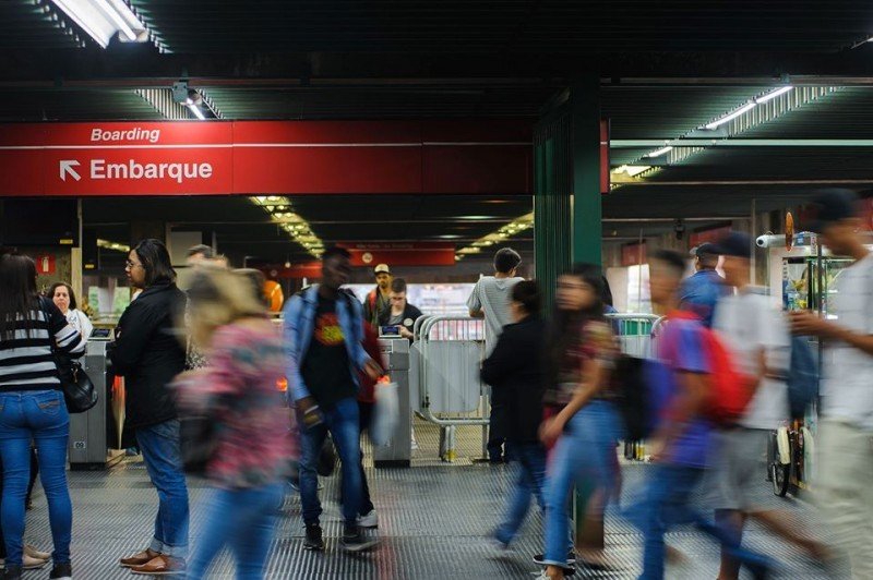 Metrô recebe exposição “Pessoas com Diferentes Sonhos” - Jornal O São Paulo