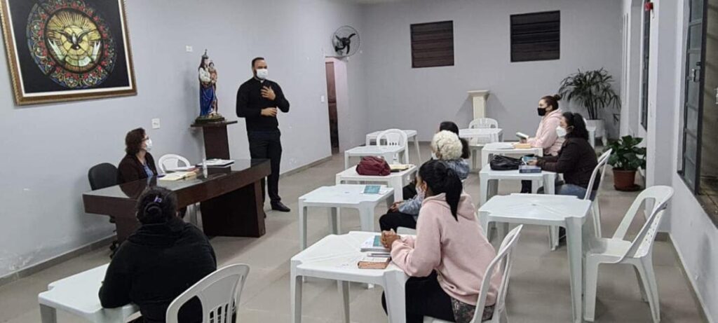 Paróquias de portas abertas para receber os fiéis e sair em missão - Jornal O São Paulo