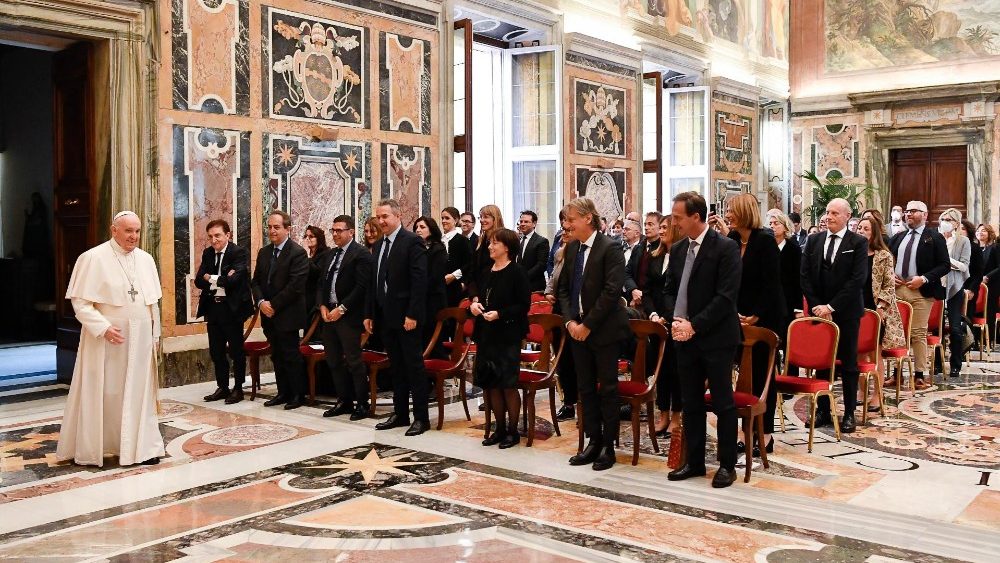 Papa: estratégias de saúde devem ser econômica e eticamente sustentáveis - Jornal O São Paulo