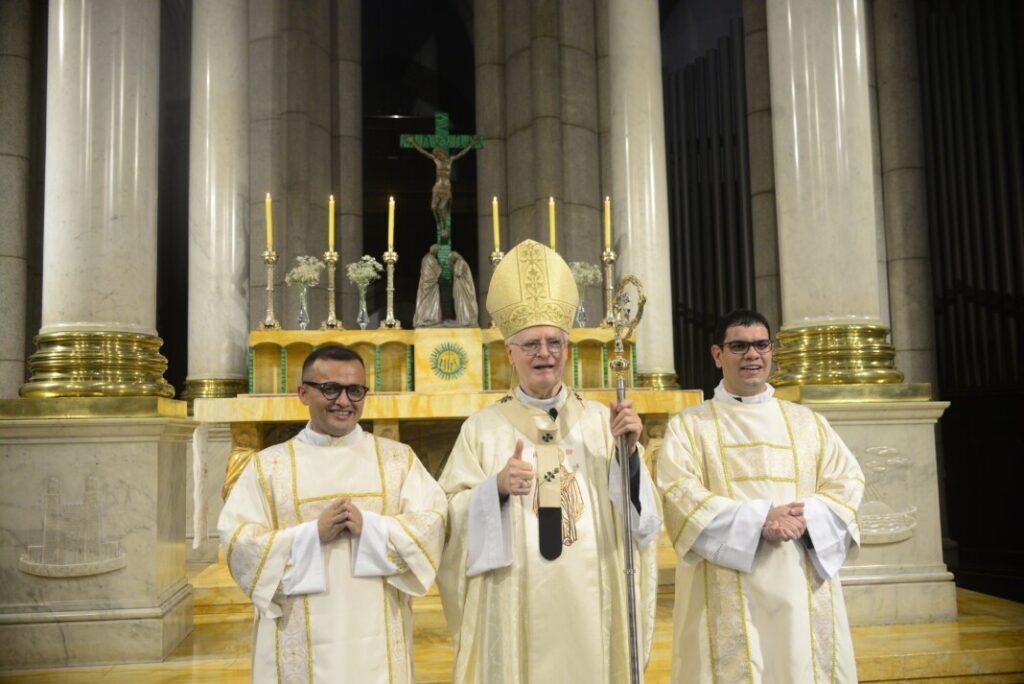 Cardeal Scherer ordenará 4 sacerdotes na Catedral da Sé - Jornal O São Paulo