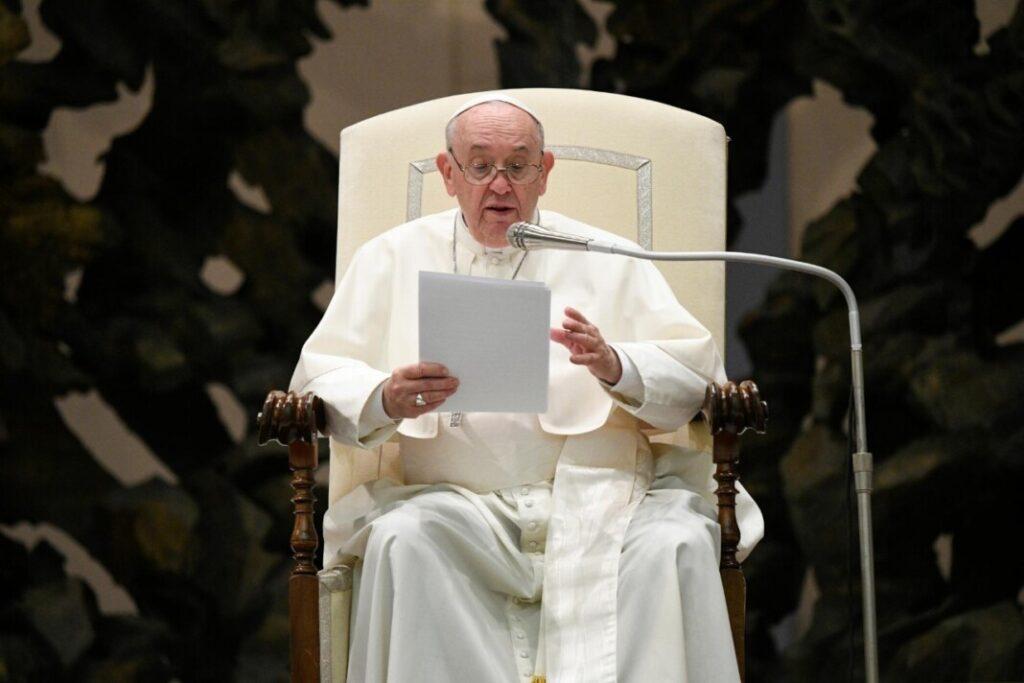 Papa: a oração ao Espírito Santo é espontânea, deve vir do coração - Jornal O São Paulo