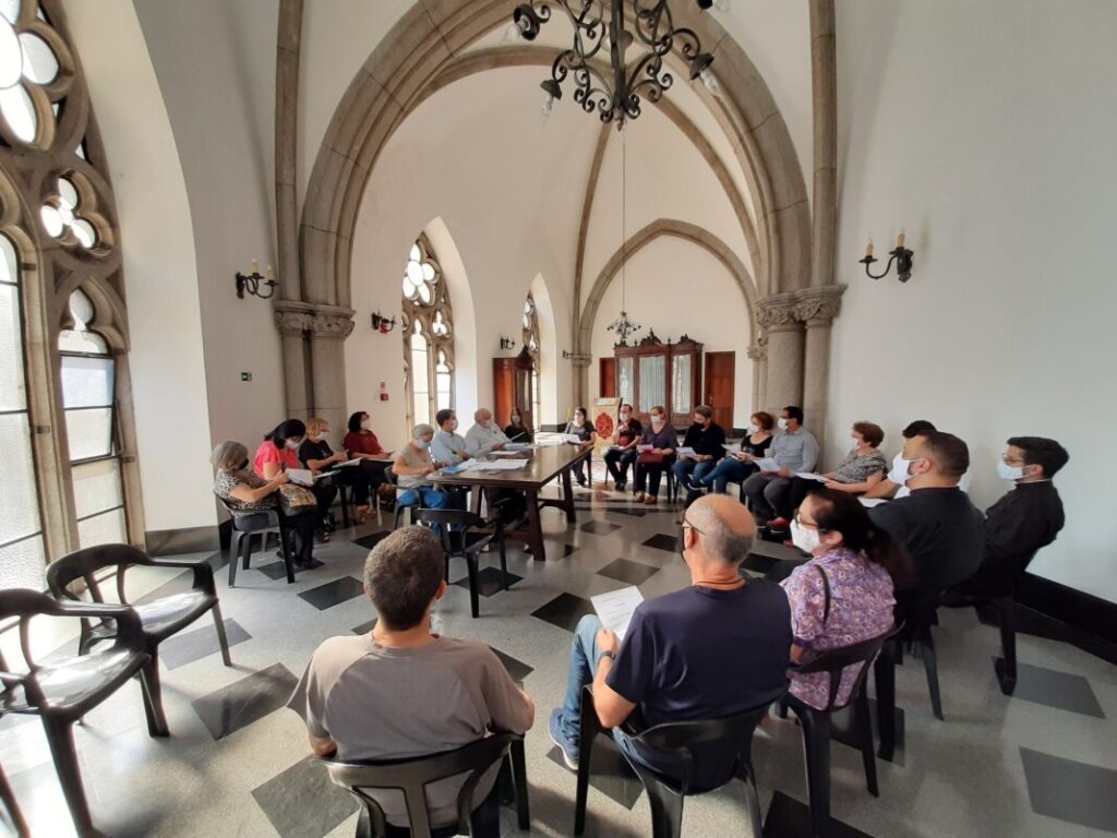 Comissão Arquidiocesana de Liturgia tem reunião na Catedral da Sé - Jornal O São Paulo